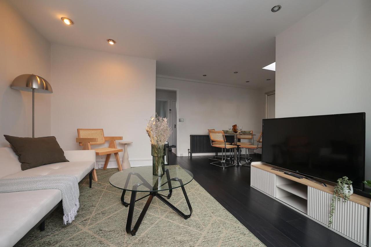 2 Bedroom Chic Apartment With Private Balcony In Notting Hill London Eksteriør billede