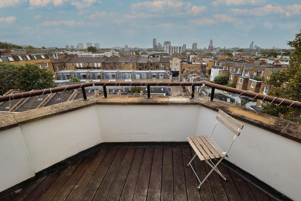 2 Bedroom Chic Apartment With Private Balcony In Notting Hill London Eksteriør billede